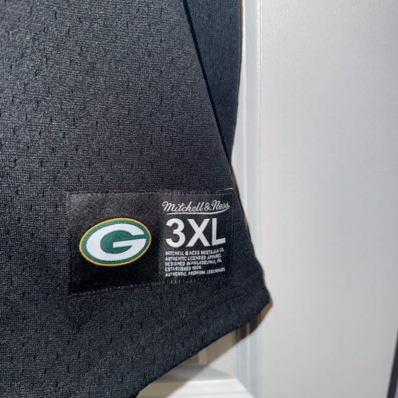 Mitchell & Ness Reggie White Jersey - Picture 3 of 4